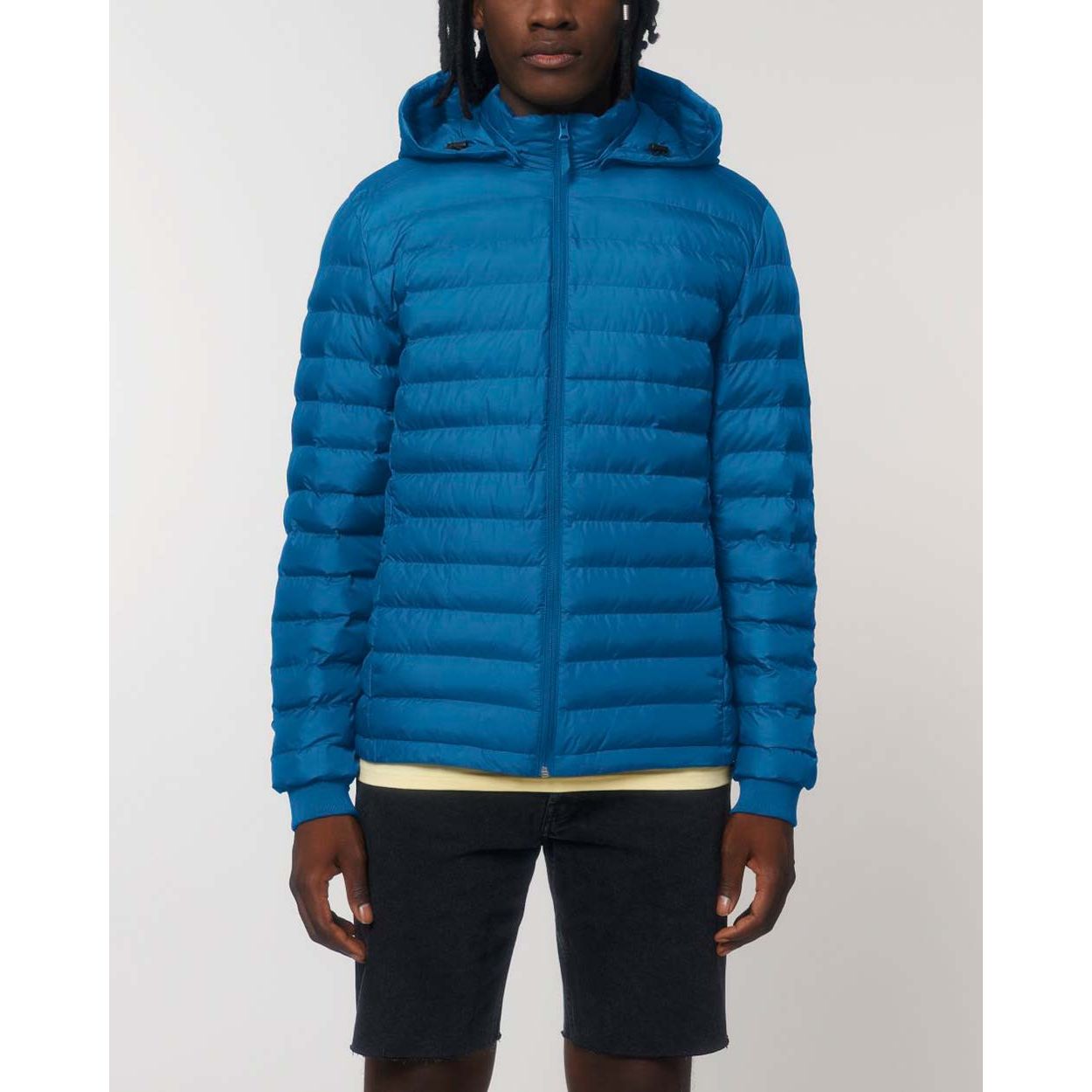 nachhaltige-herren-steppjacke-recycelt_royal_blue_02