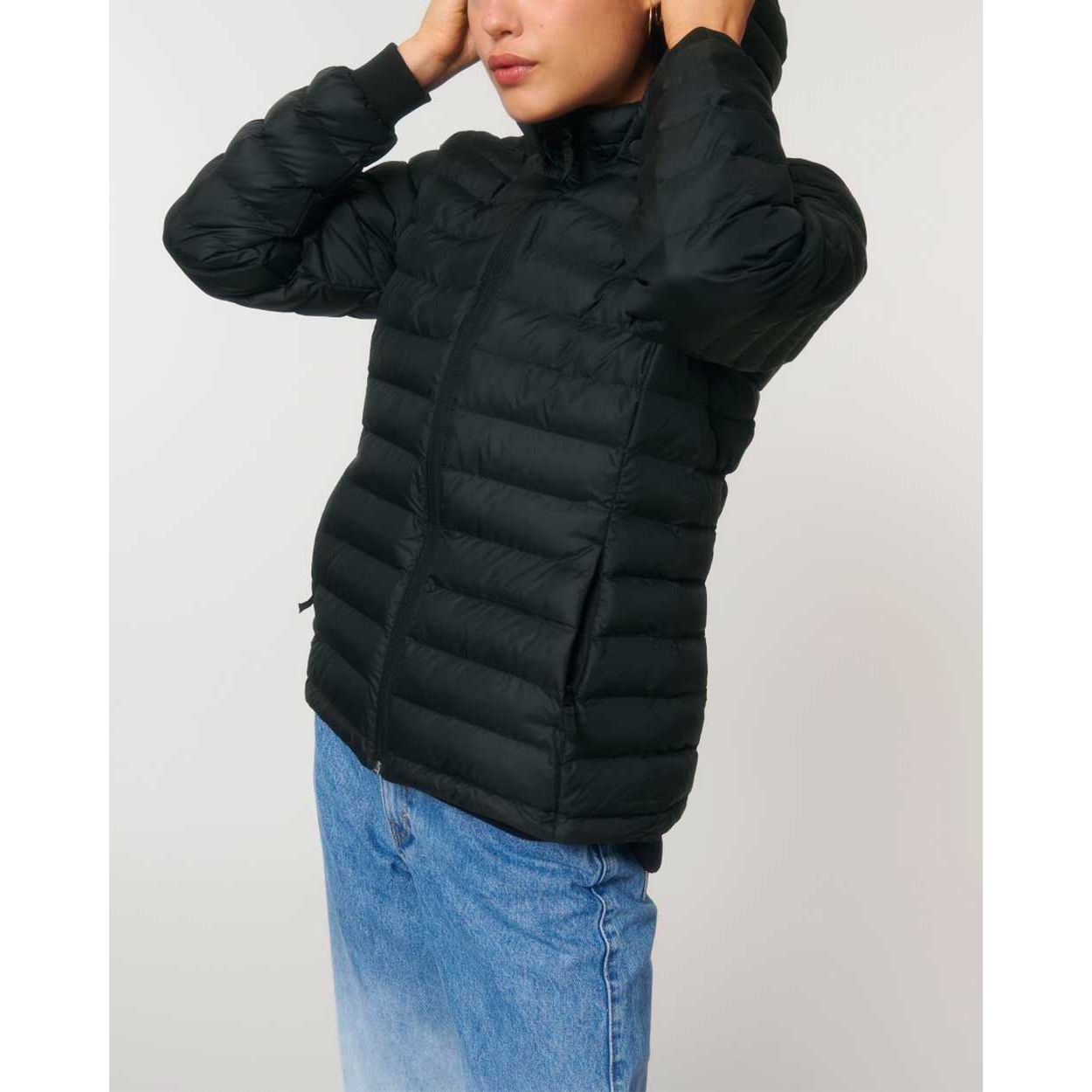 steppjacke-recycelt-damenjacketblack_01