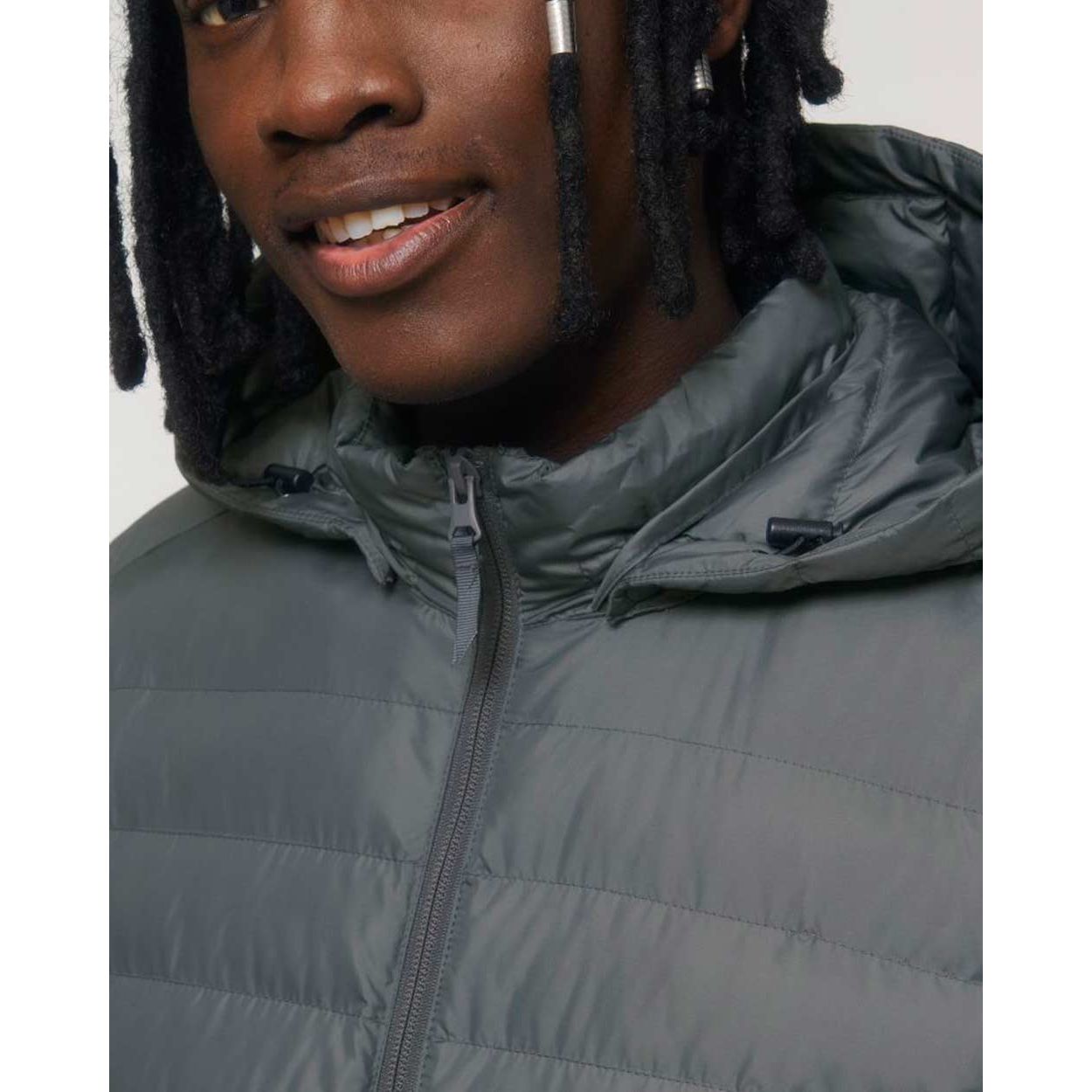 nachhaltige-herren-steppjacke-recycelt_deep_metal_04