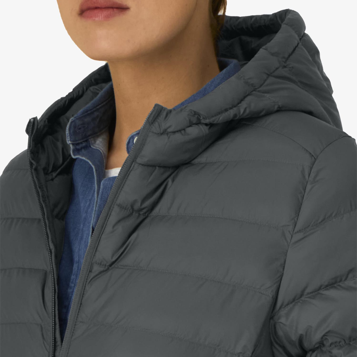 Wattierte Damen-Jacke mit Kaptze– leicht, stylisch & nachhaltig