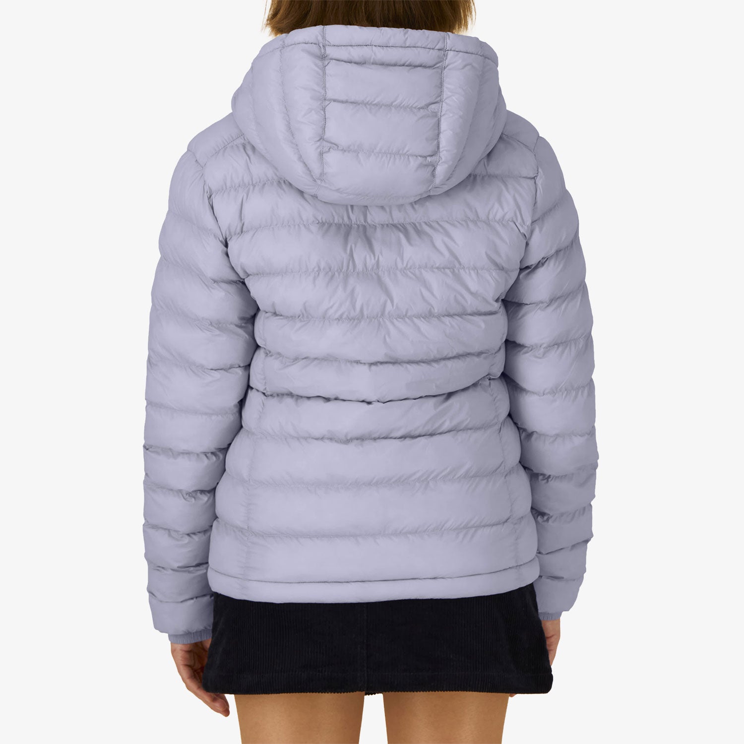 Wattierte Damen-Jacke mit Kaptze– leicht, stylisch & nachhaltig