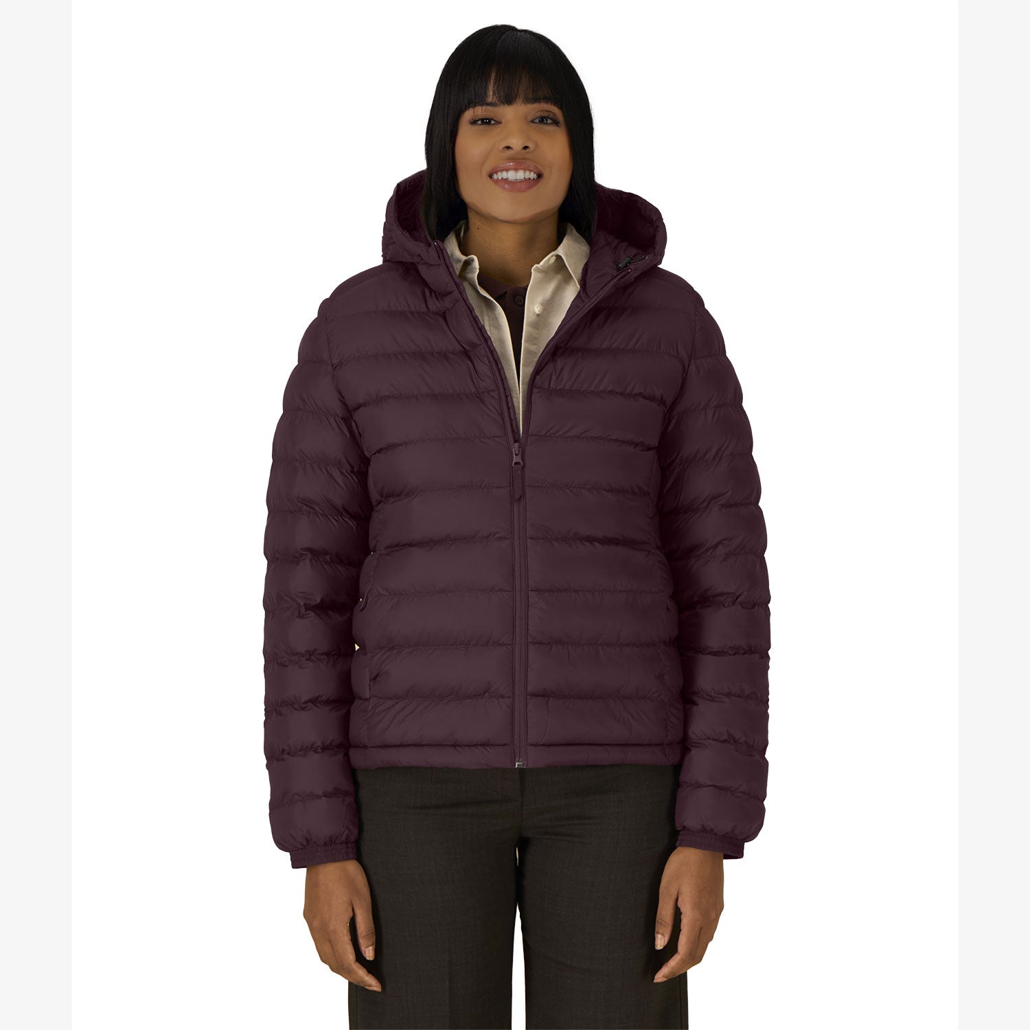 Leichte Damenjacke mit Kapuze – stylisch & nachhaltig