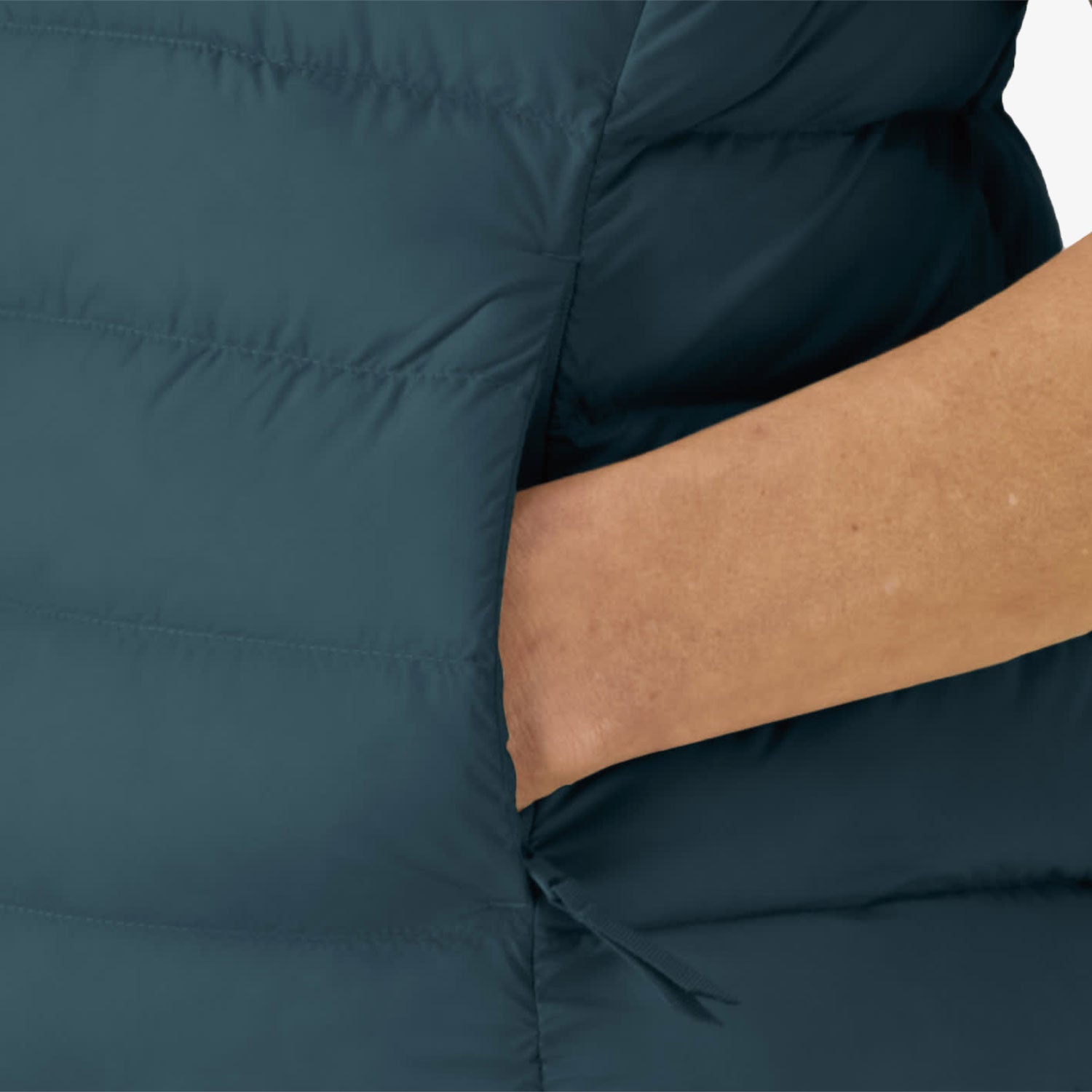 Fitted Damen Weste aus Recycling-Nylon