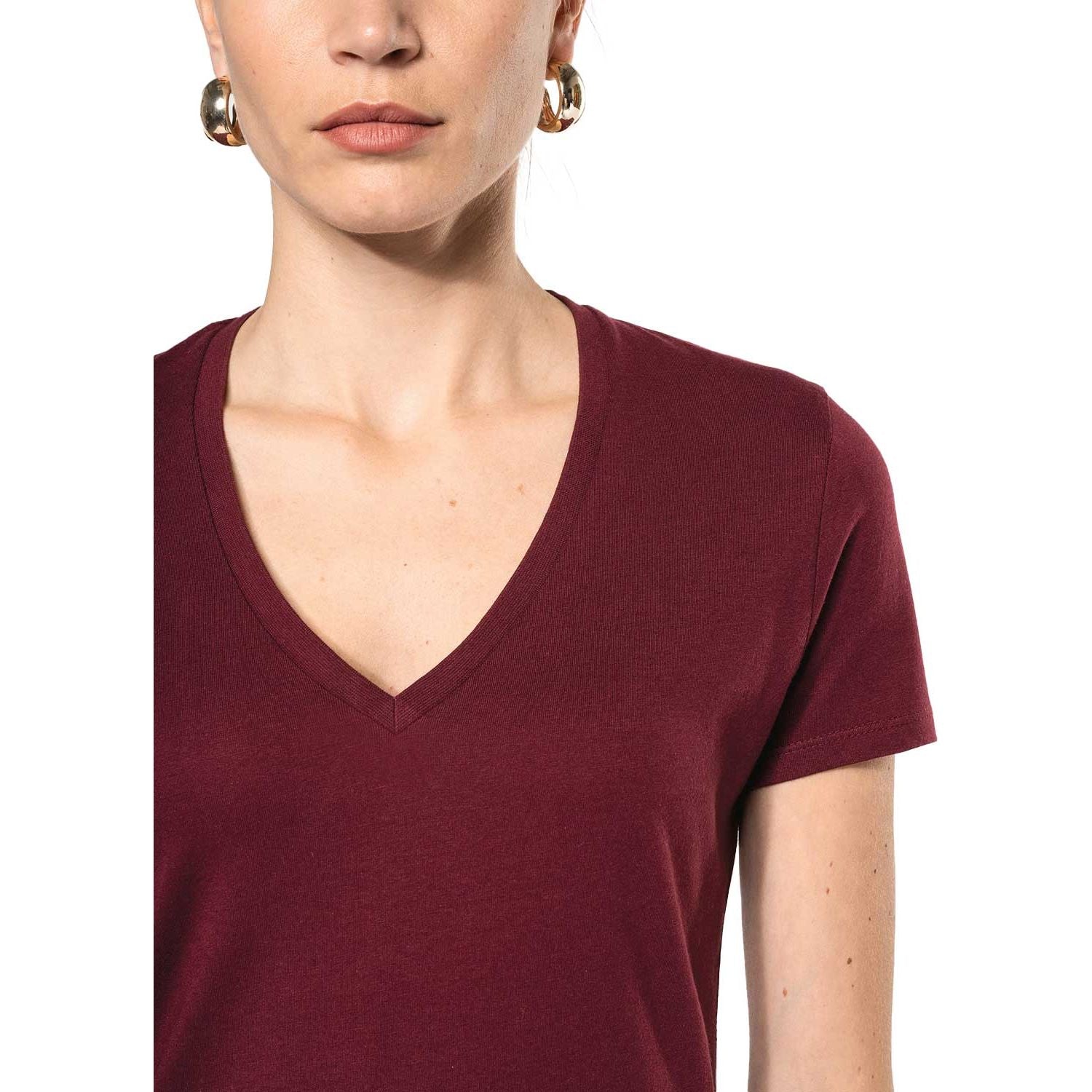 Basic Damen T-Shirt mit V-Ausschnitt aus Bio-Baumwolle in Conversion