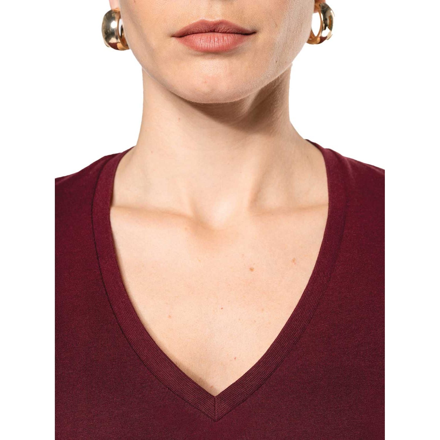 Basic Damen T-Shirt mit V-Ausschnitt aus Bio-Baumwolle in Conversion