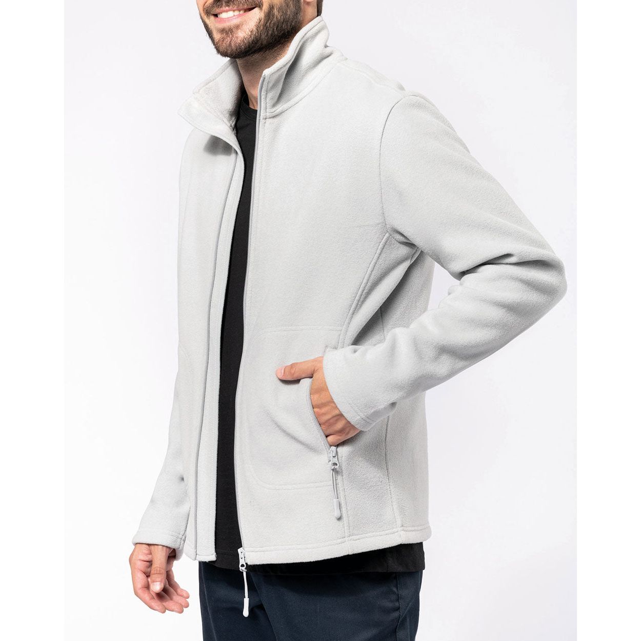 Model02-Unisex-Fleecejacke-Bodywarmer-Jacke-Winterjacke-Herbstjacke-UEbergangsjacke-Fleece-Recyceltes-Polyester-Nachhaltig-Recycelt-XS-bis-5XL