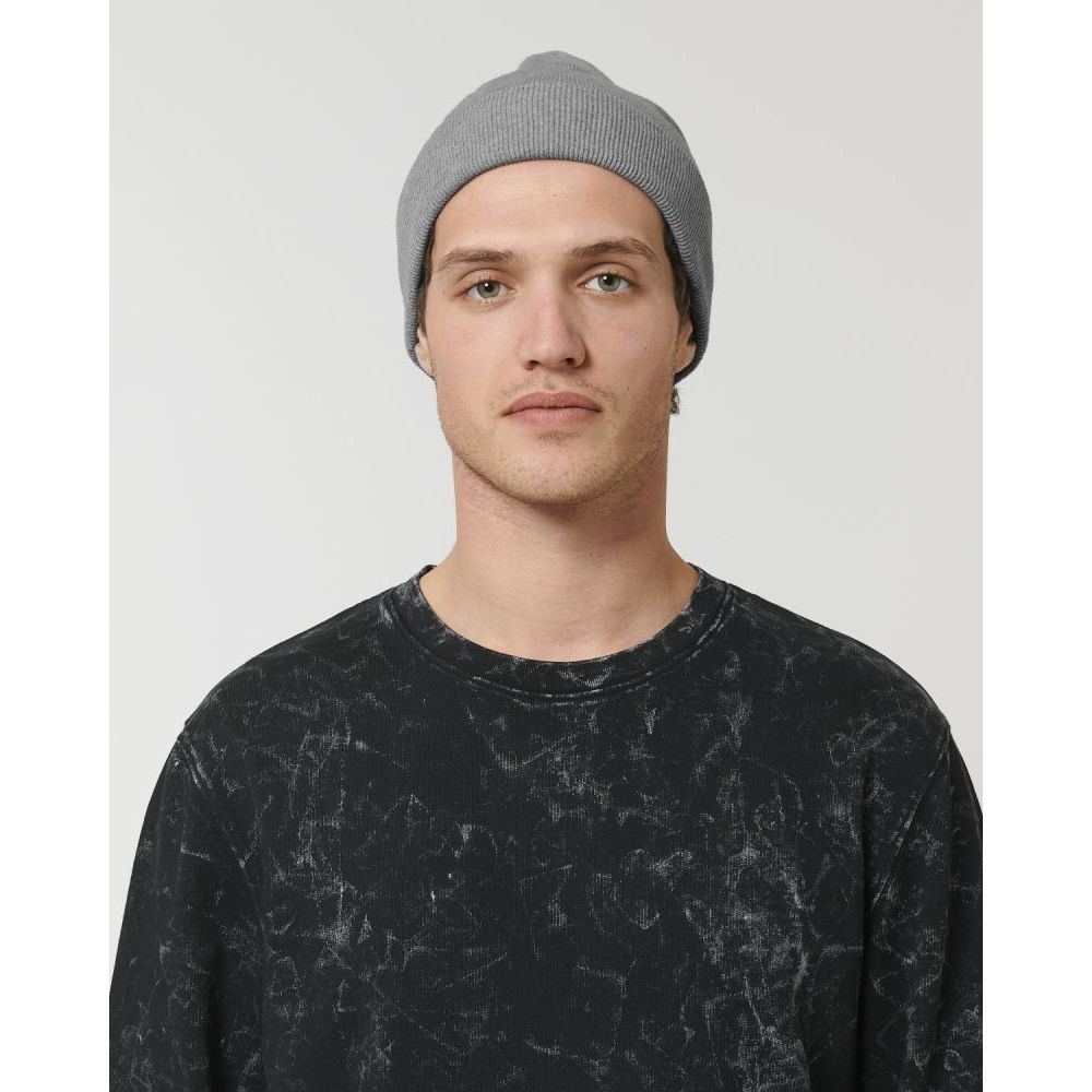 beanie-bio-baumwolle-recyeltes-pet_Rib-Beanie_Mid-Heather-Grey_Studio_Front_Main_1