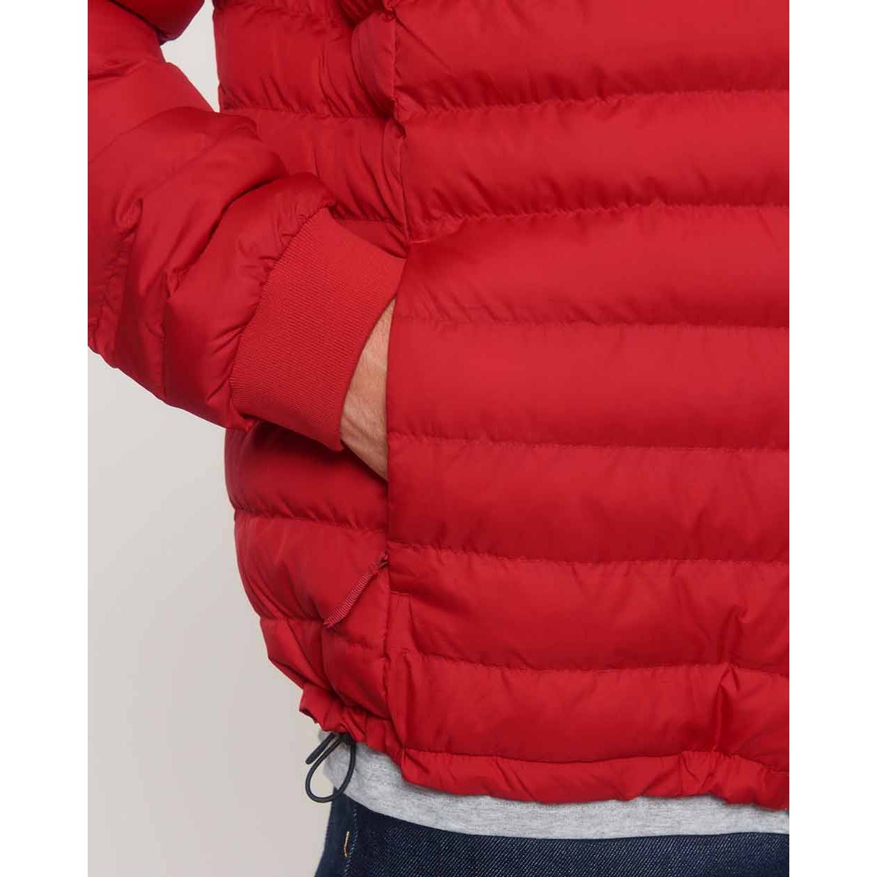 nachhaltige-herren-steppjacke-recycelt_red_05