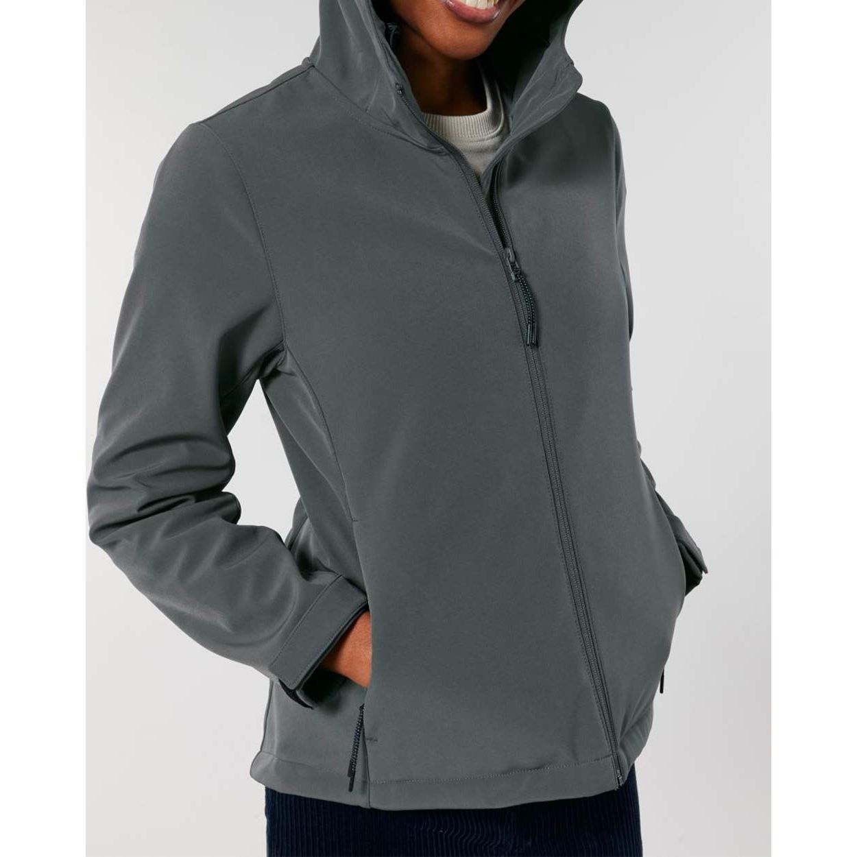 damen-softshell-kapuzenjacke-recycelt-anthrazit_02