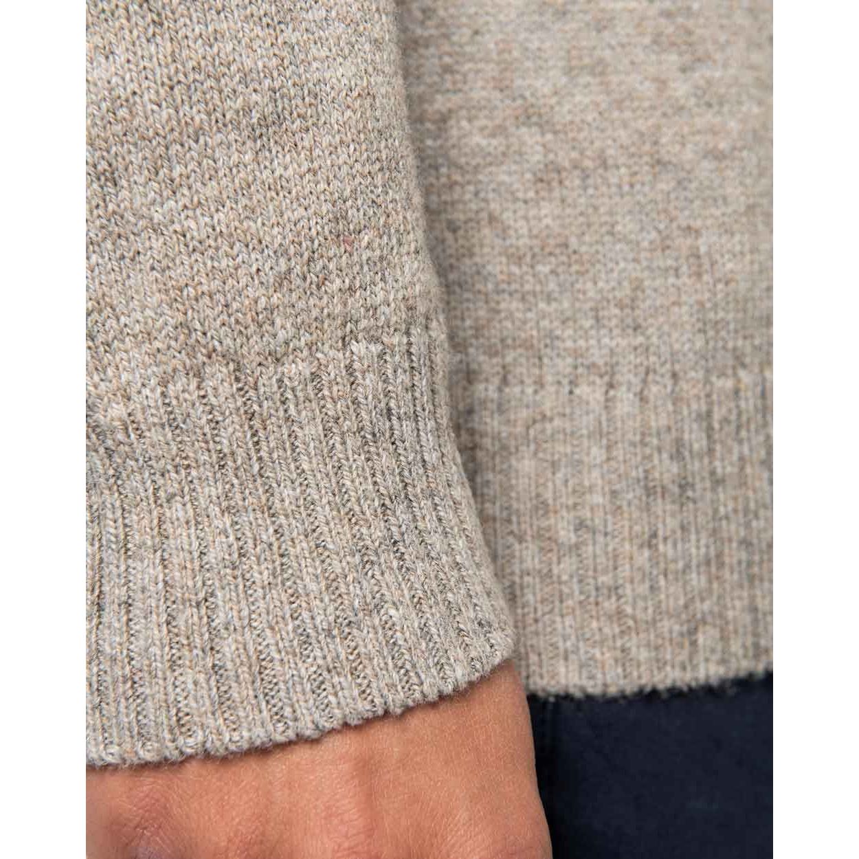 herren-pullover-aus-merinowolle-beige_04