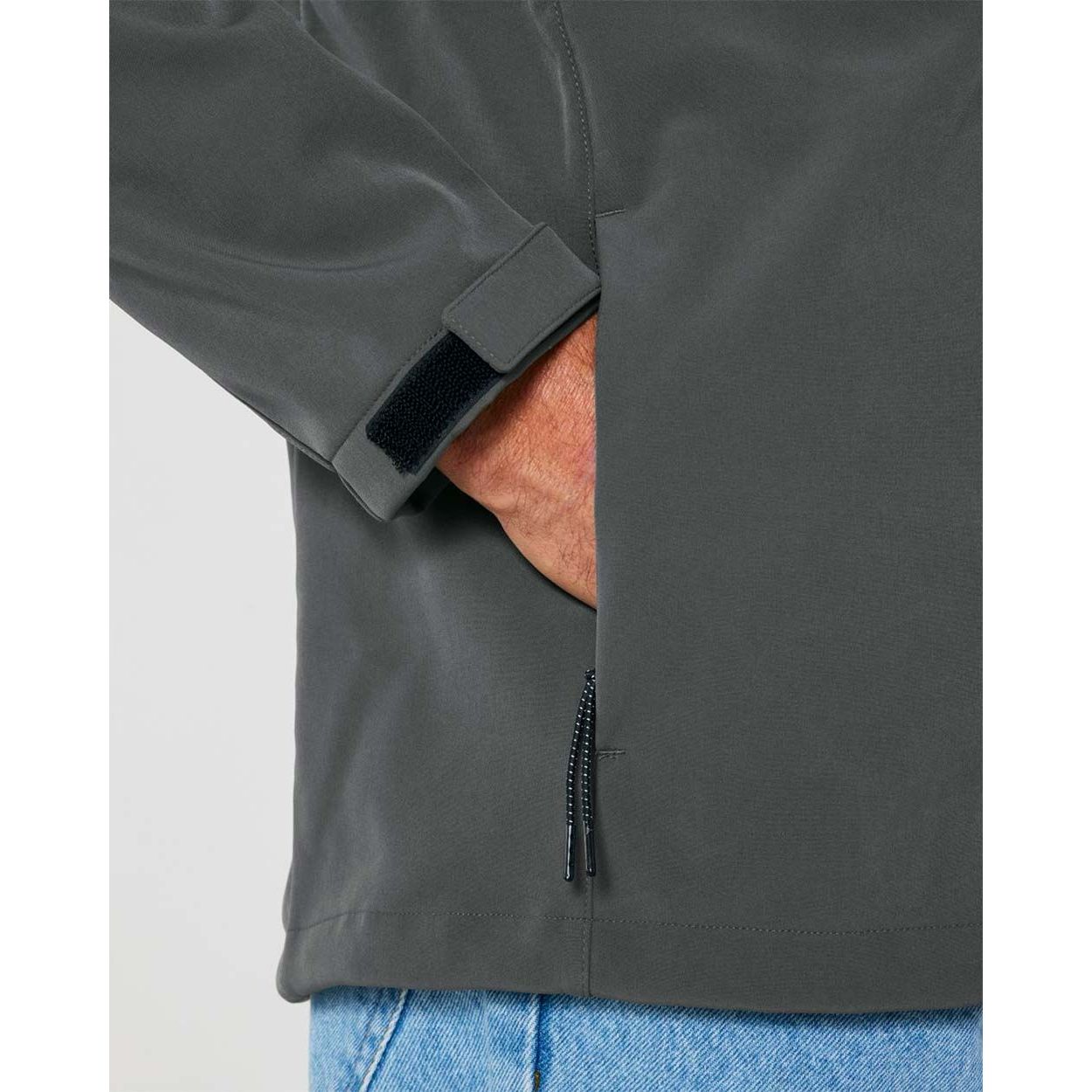 herren-softshell-jacke-recycelt-anthrazit_06