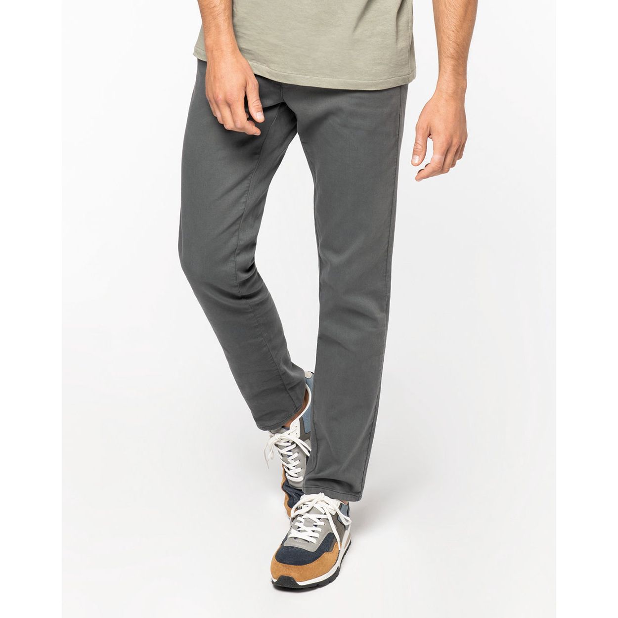 nachhaltige-chinohose-herren-grau_05