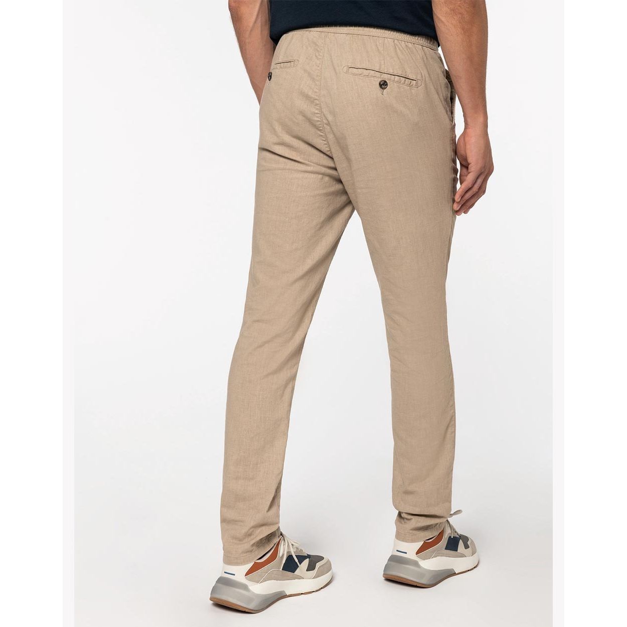 nachhaltige-leichte-chinohose-herren-beige_08