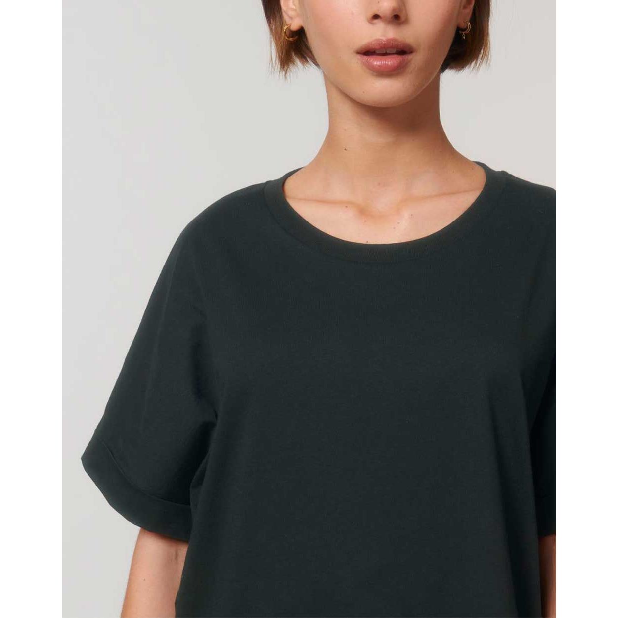 oversized-bio-t-shirt-damen-nachhaltige-mode_black_04
