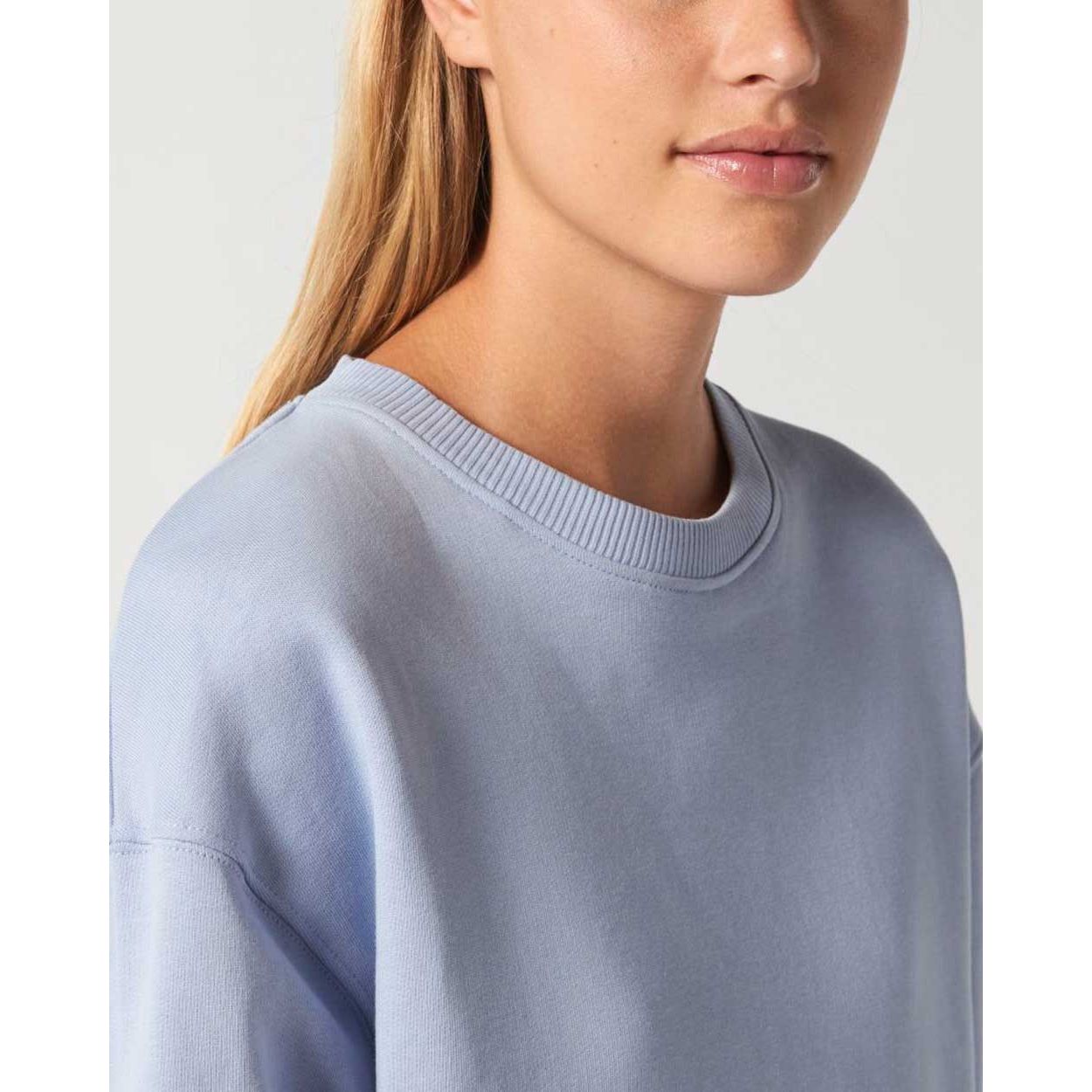 sweatshirt-bio-fairtrade_Serene-Blue_08