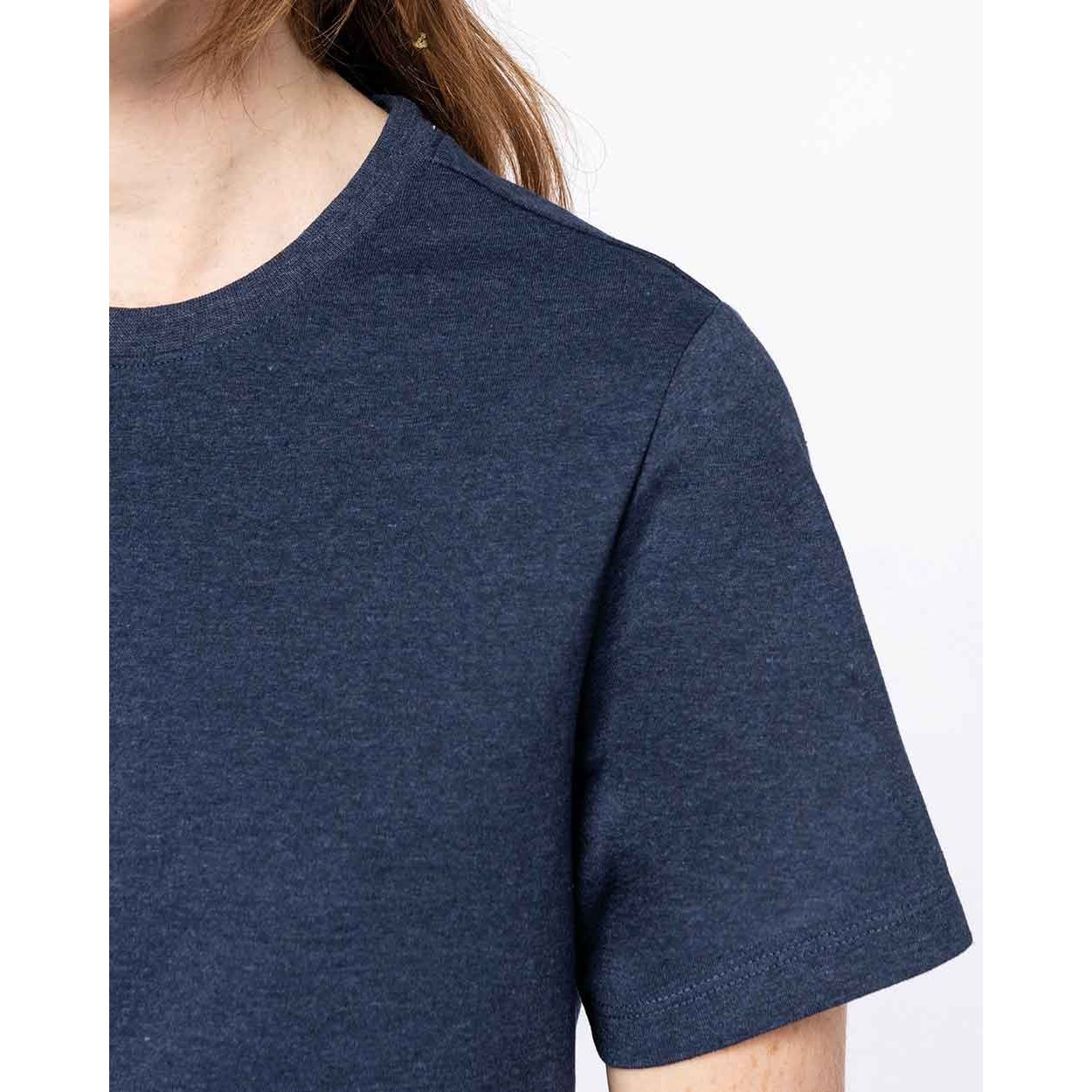 unisex-t-shirt-recycelt-blau_06