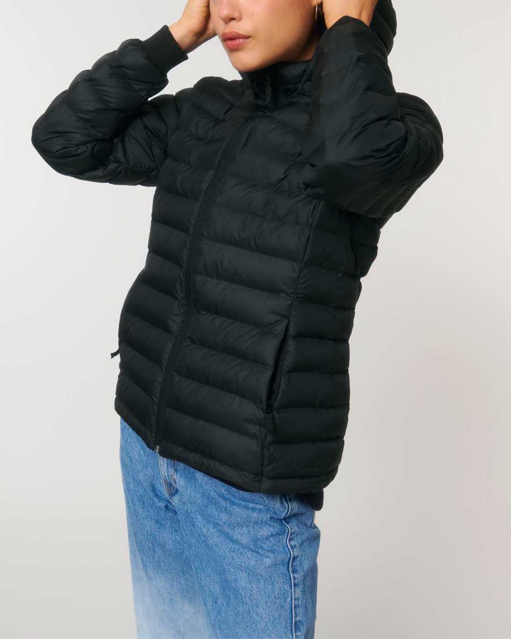 steppjacke-recycelt-damenjacketblack_01