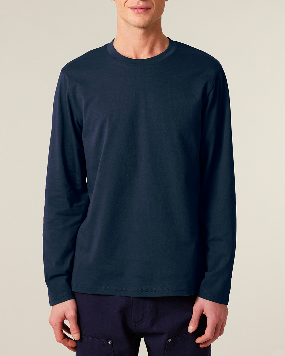 Unisex-Basic-Longsleeve-YTWOO-100-Bio-Baumwolle-Eco-Fair-Produziert-Nachhaltig-NAVY-STUDIO-FRONT