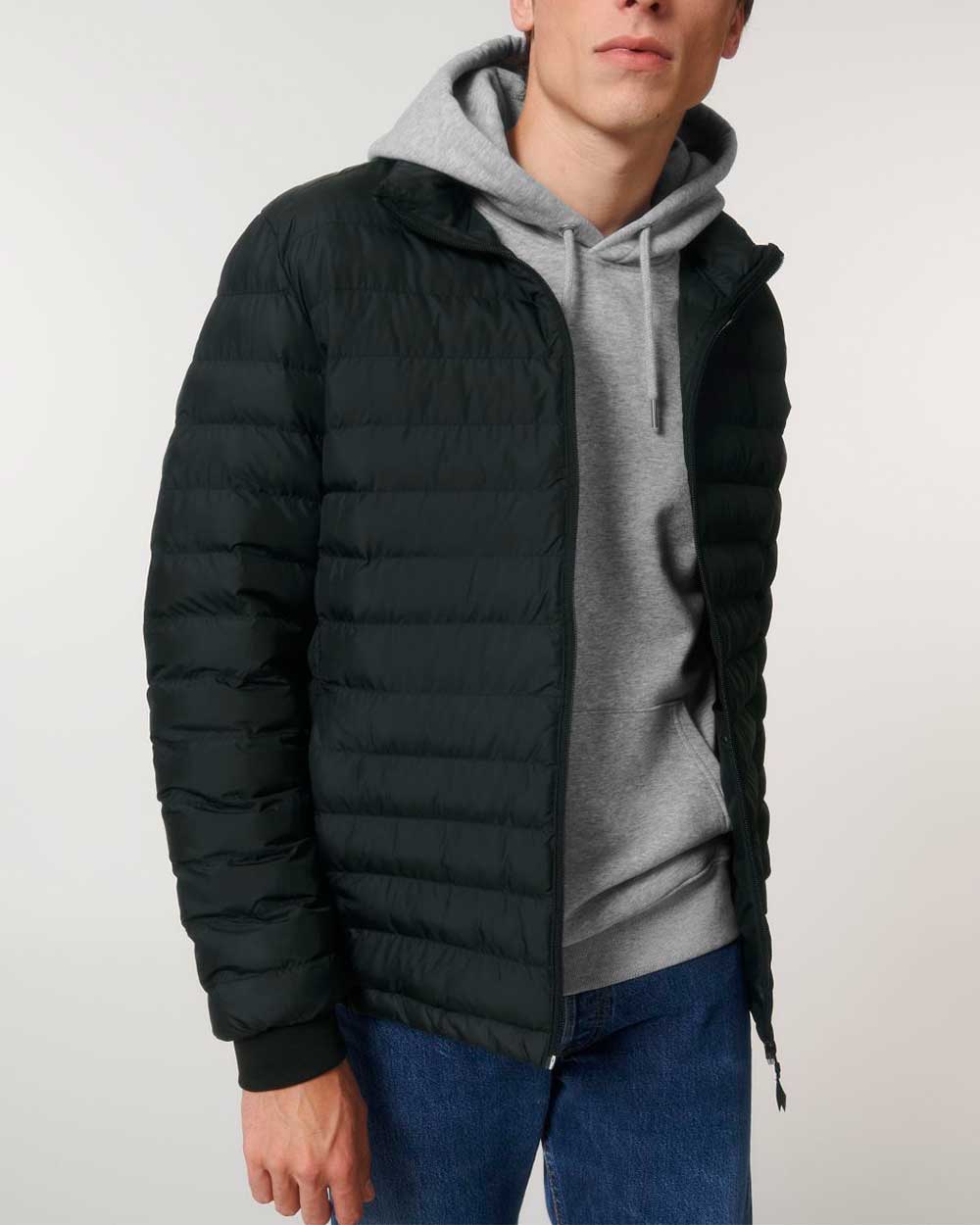 nachhaltige-herren-steppjacke-recycelt_black_08