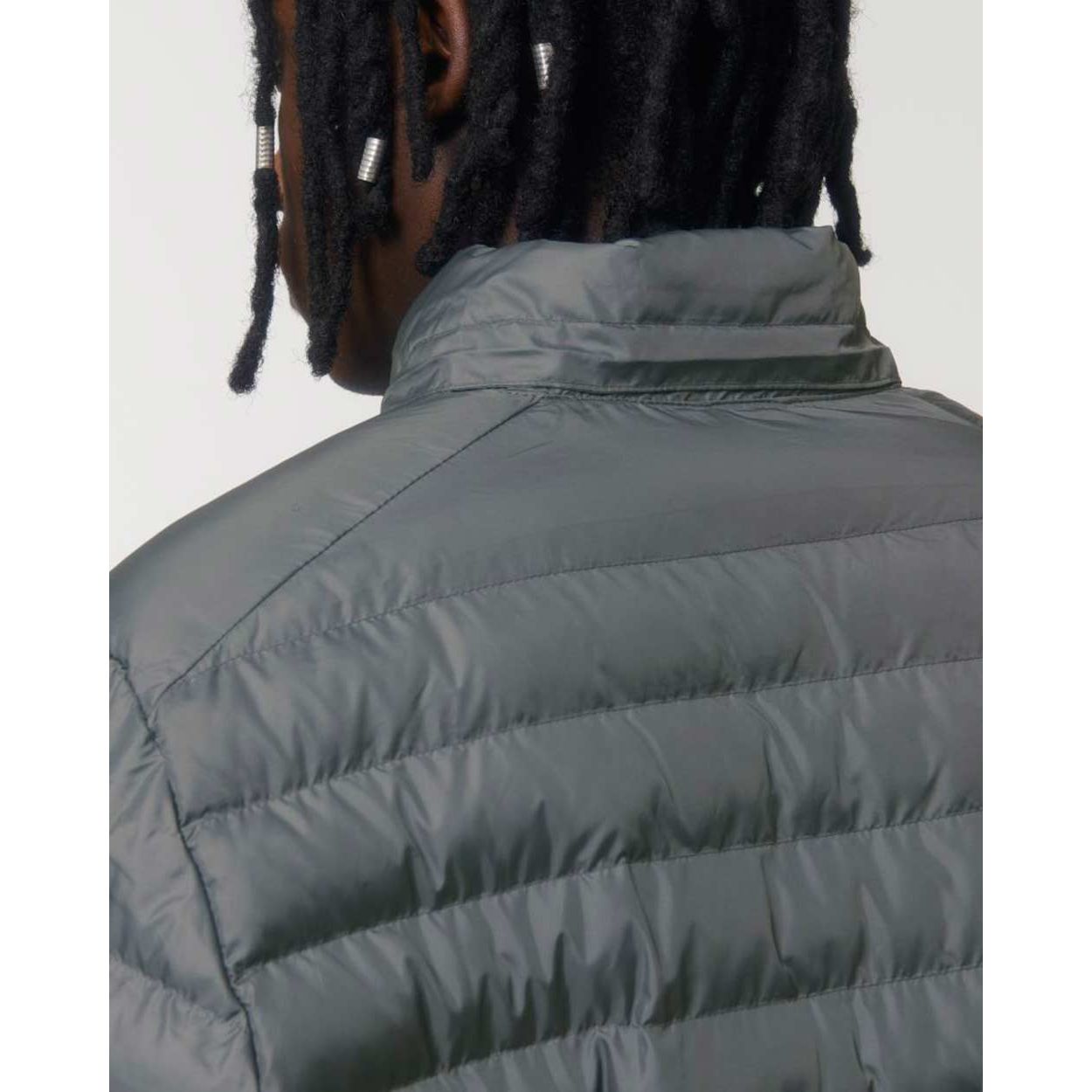 nachhaltige-herren-steppjacke-recycelt_deep_metal_06