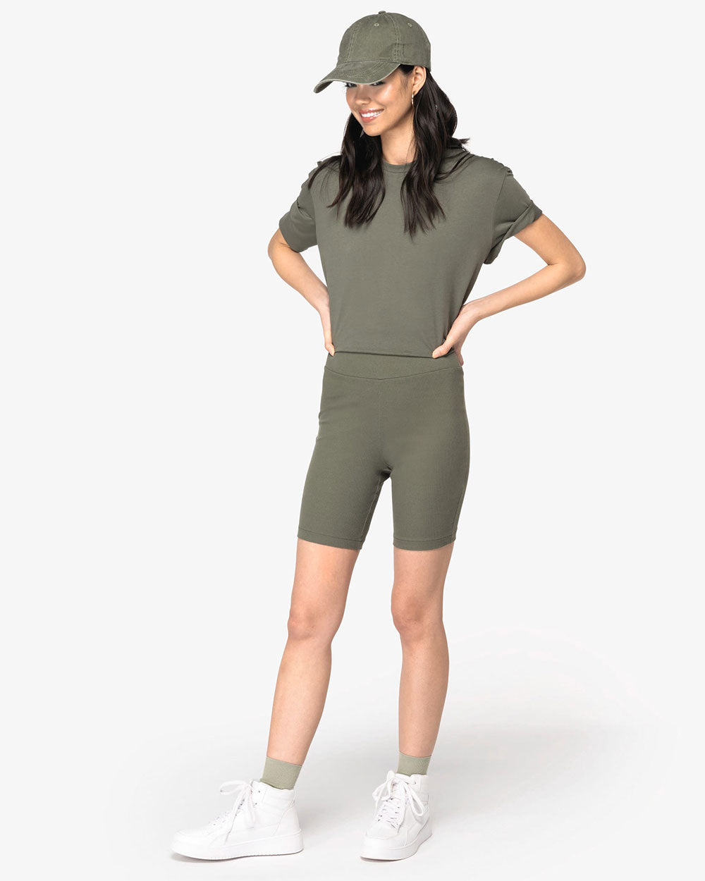 Kurze Radlerhose für Damen aus dehnbarer Bio Baumwolle