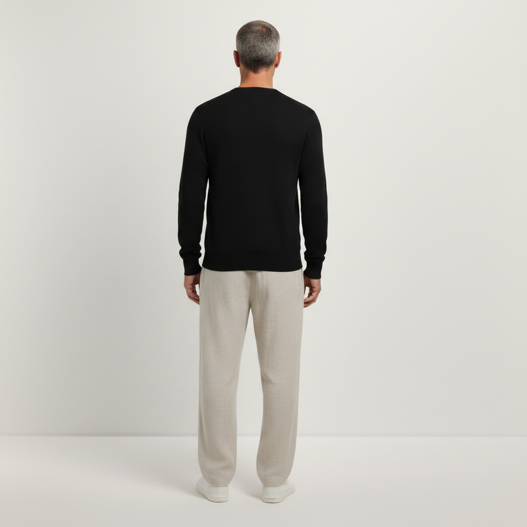 Herrenpullover mit V-Ausschnitt