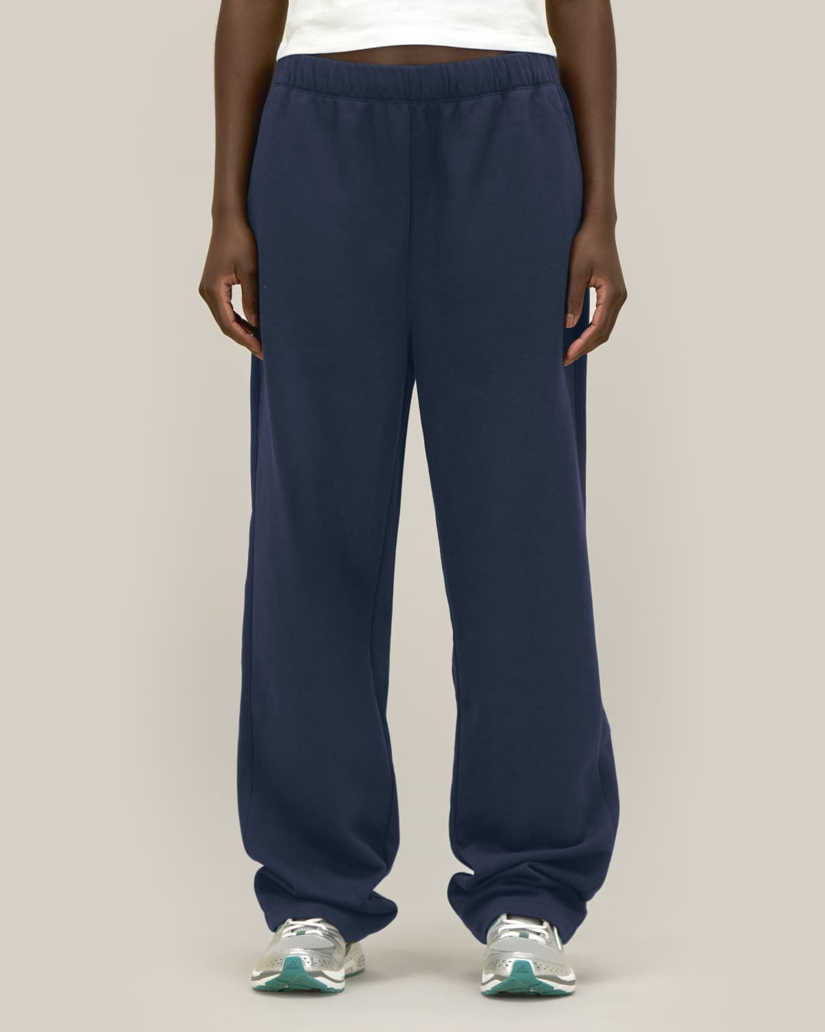 Unisex Jogginghose Navy – Passform am Model