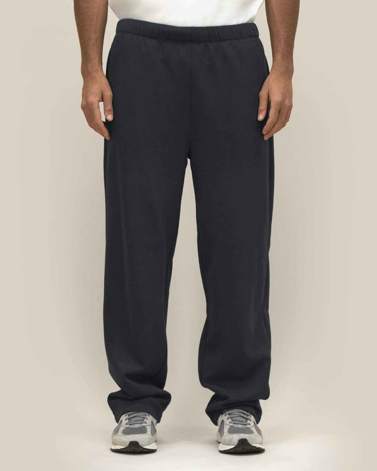 Unisex Jogginghose Schwarz – Schnitt und Beinverlauf