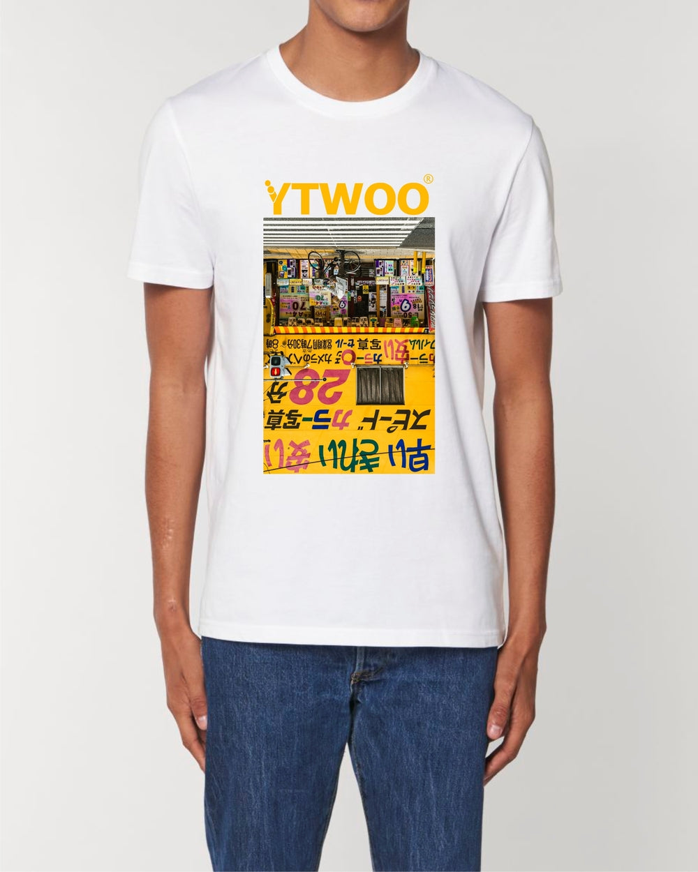 Ytwoo_Tokyo_Motiv1018_Weiss_Studio_Front