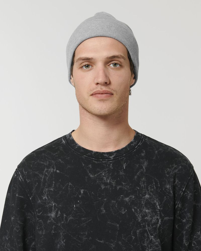 beanie-bio-baumwolle-recyeltes-pet_Rib-Beanie_Heather-Grey_Studio_Front_Main_1