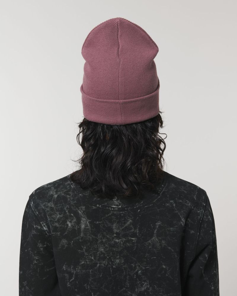 beanie-bio-baumwolle-recyeltes-pet_Rib-Beanie_Hibiscus-Rose_Studio_Back_Main_5