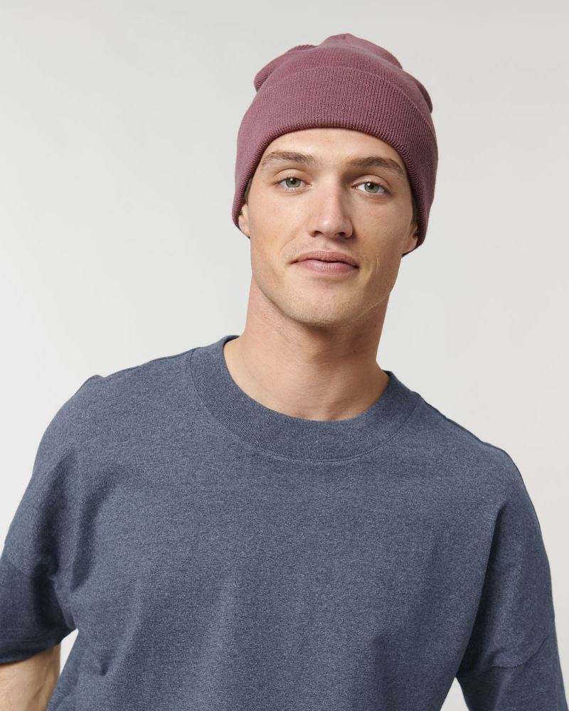 beanie-bio-baumwolle-recyeltes-pet_Rib-Beanie_Hibiscus-Rose_Studio_Front_Main_0