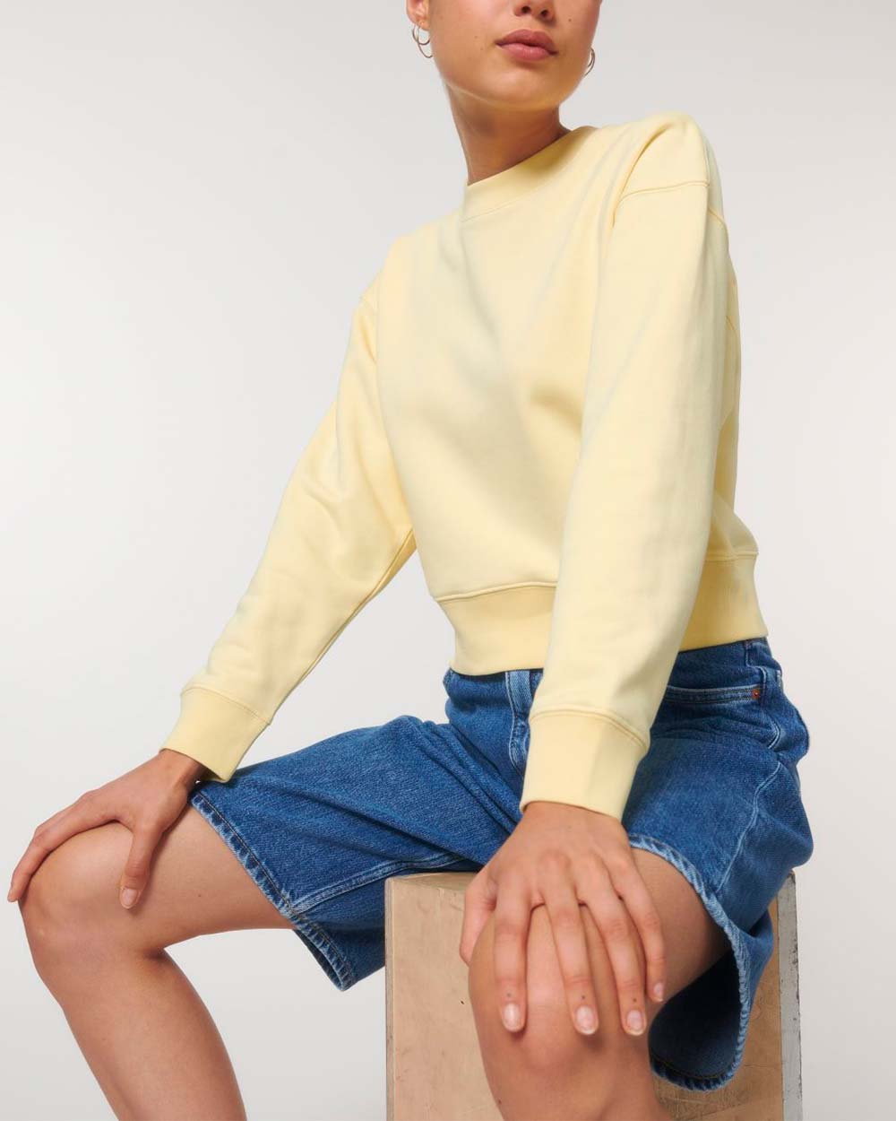 bio-damen-sweatshirt_fair_nachhaltig_butter_01