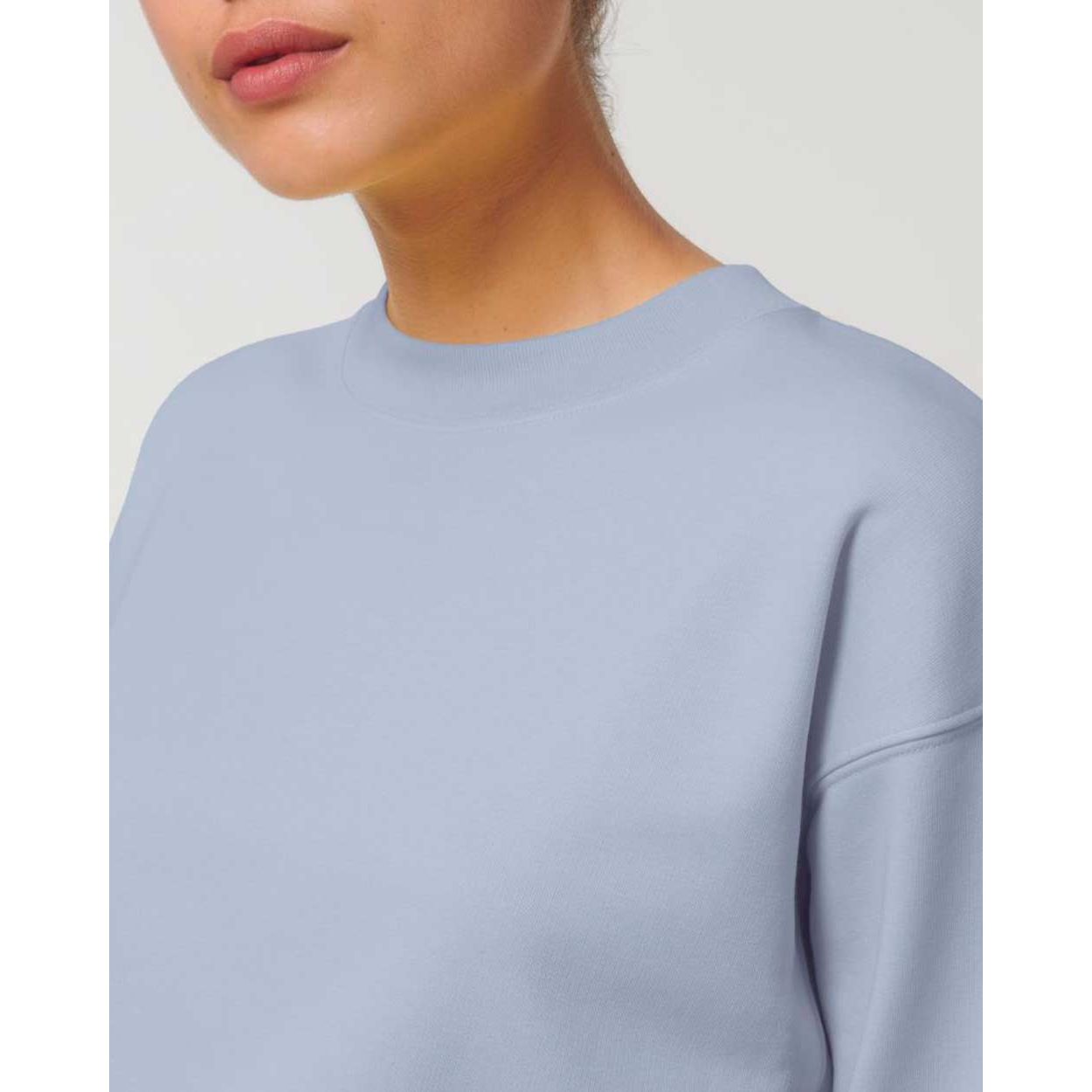 bio-damen-sweatshirt_fair_nachhaltig_serene_blue_03