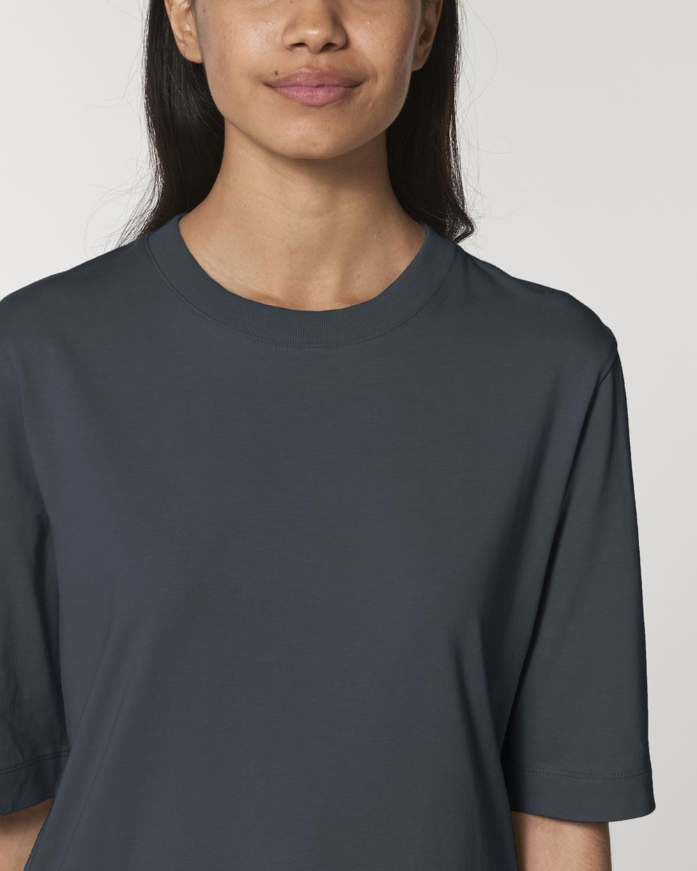 damen-boxy-shirt-schwere-bio-baumwolle_India_Ink_Grey_3