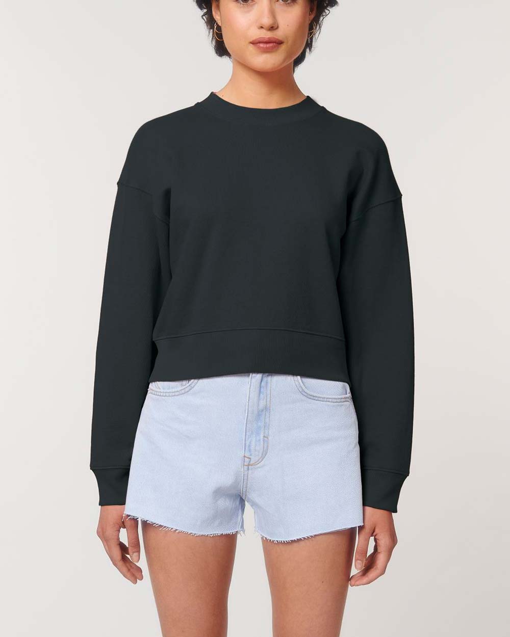 damen_sweatshirt_eco_fashion_nachhaltig_black_01