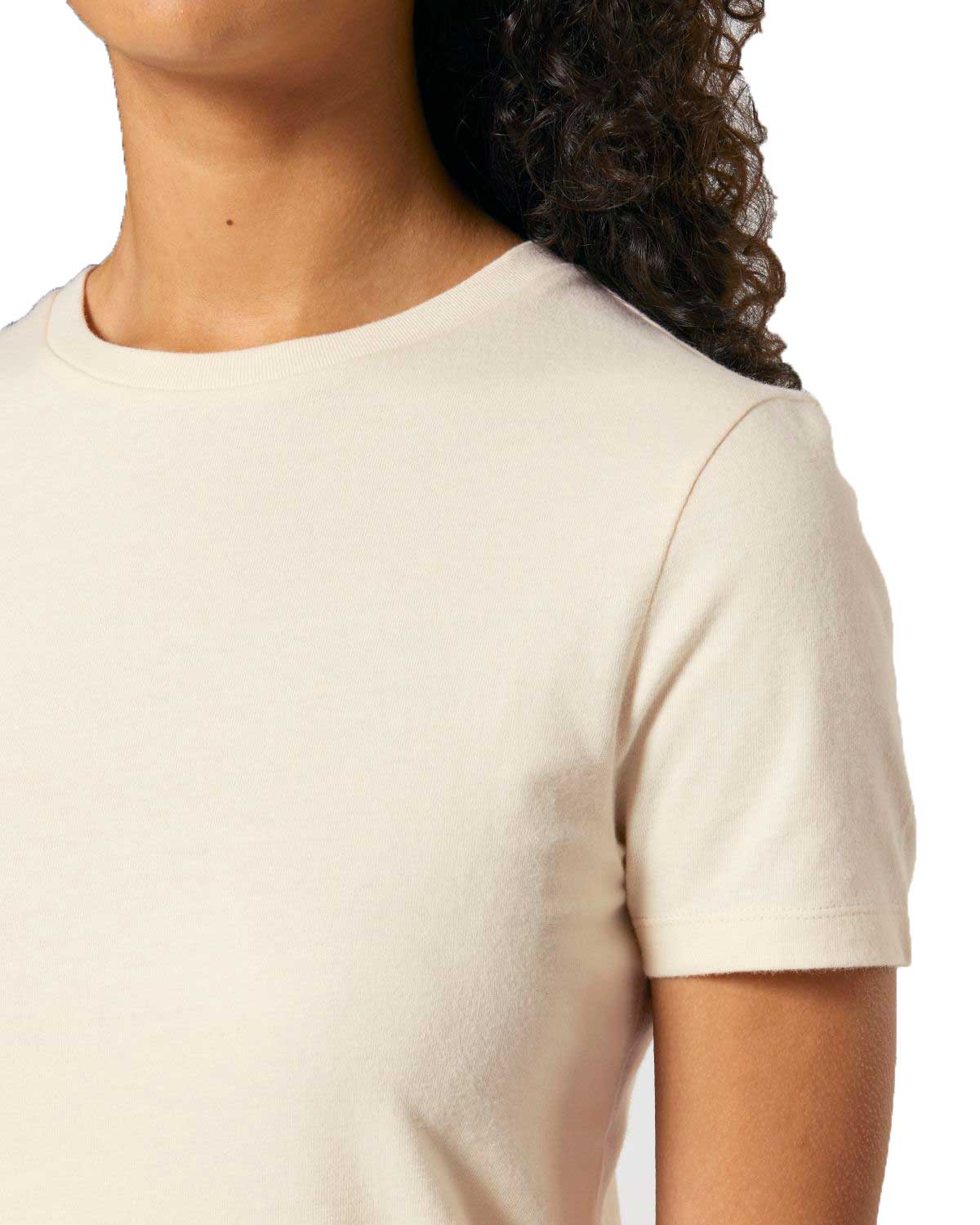 enganliegendes-damen-tshirt-bio-baumwolle-natural_02