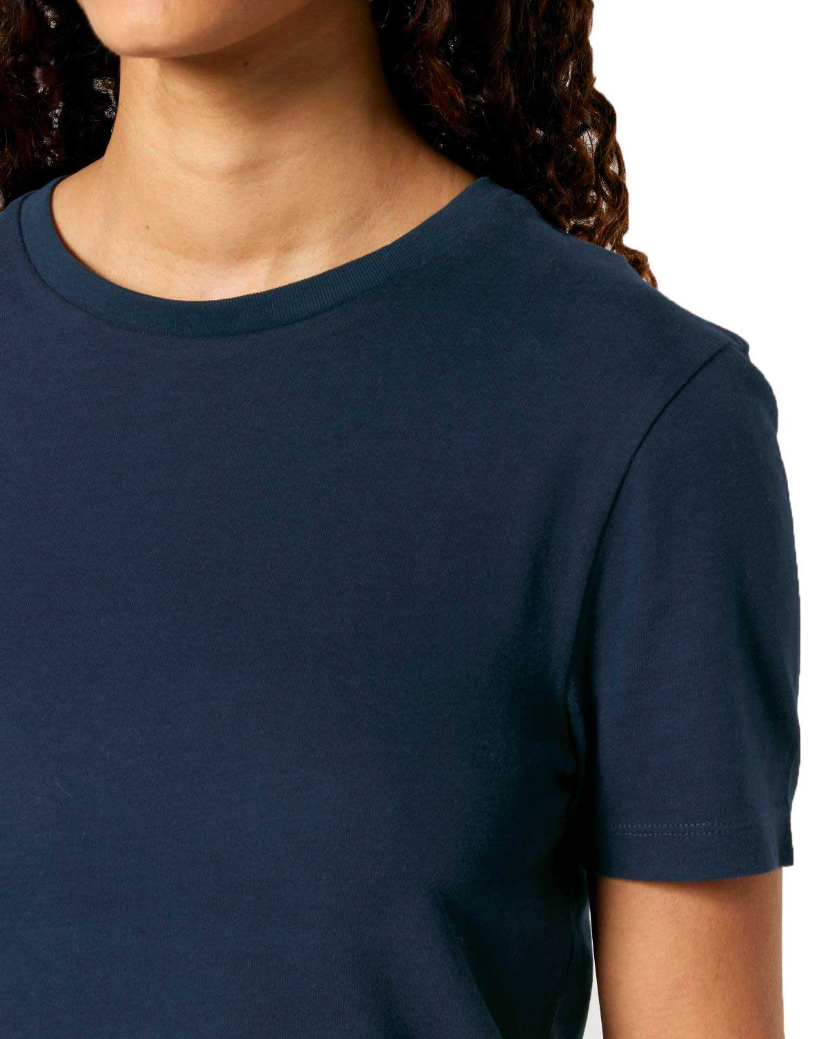 enganliegendes-damen-tshirt-bio-baumwolle-navy_02