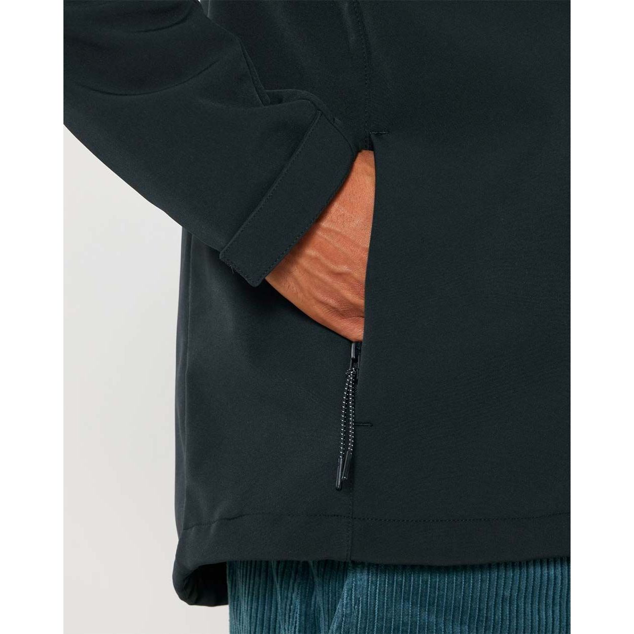 herren-softshell-jacke-recycelt-black_03