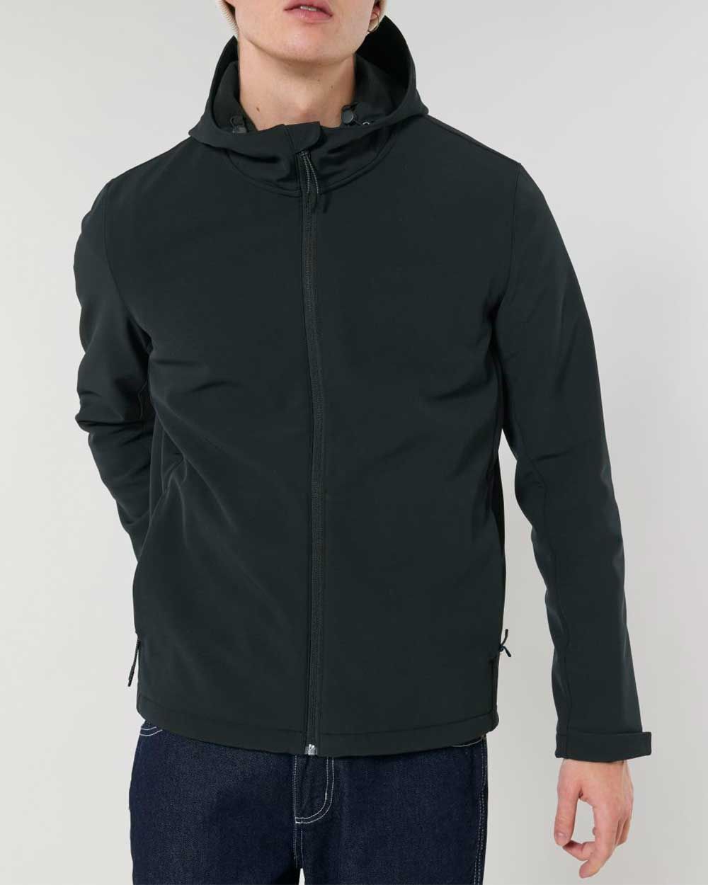 herren-softshell-kapuzenjacke-recycelt-black_01