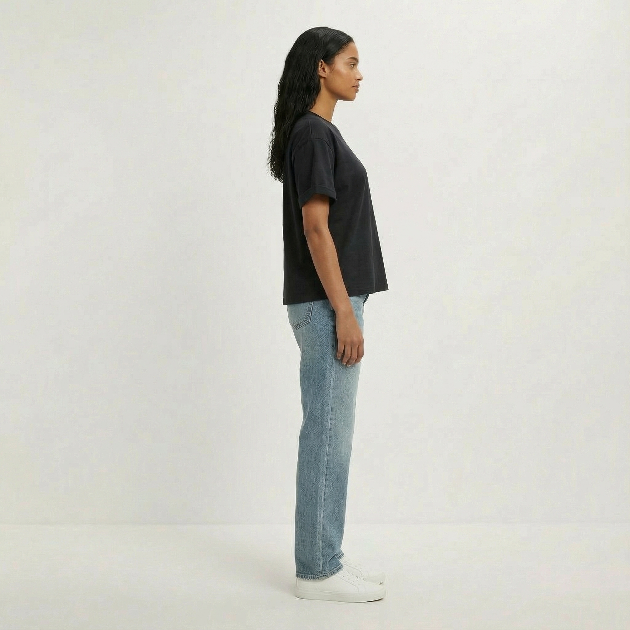 Damen T-Shirt Oversize | mit einteiligen und umgekrempelten Ärmeln