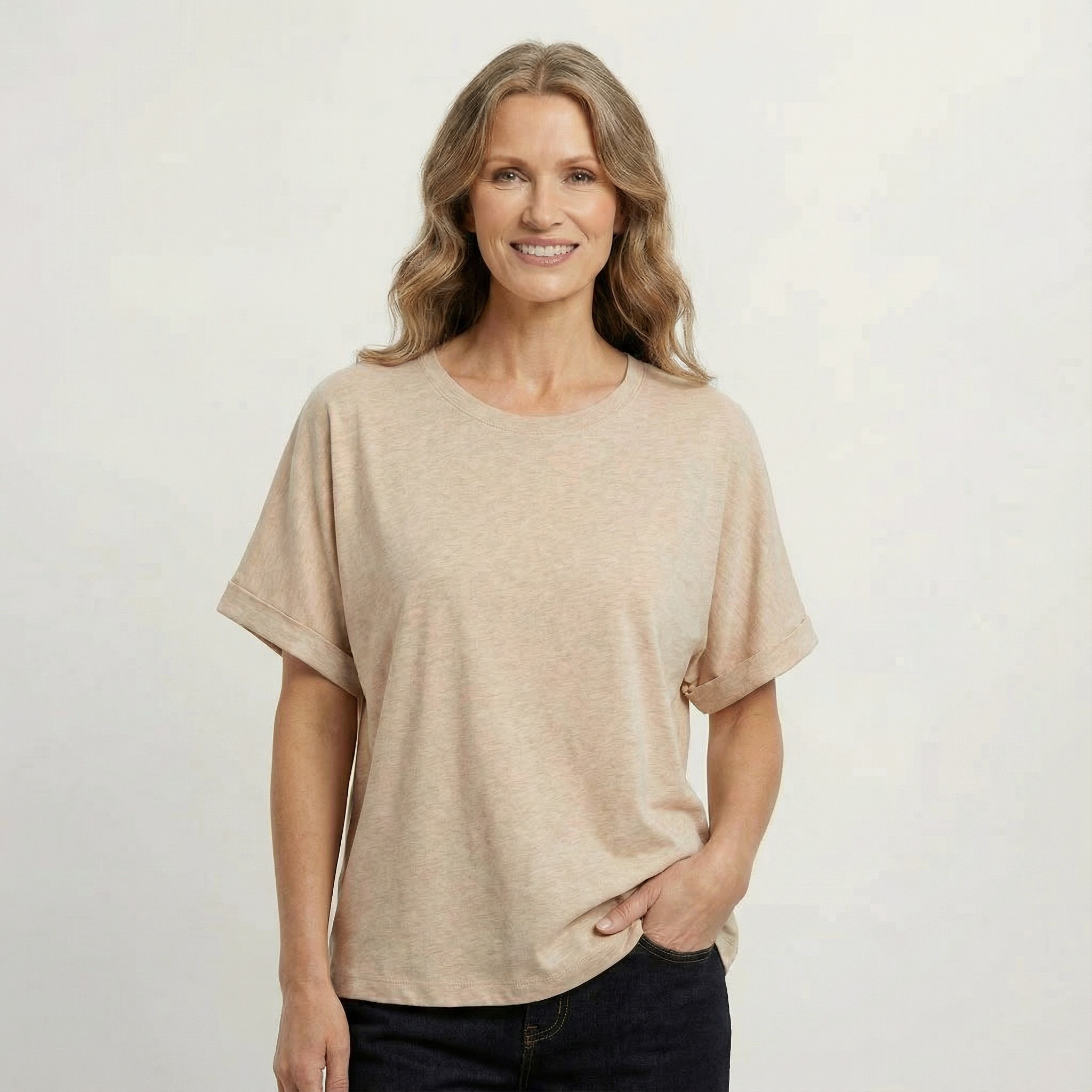 Damen T-Shirt Oversize | mit einteiligen und umgekrempelten Ärmeln