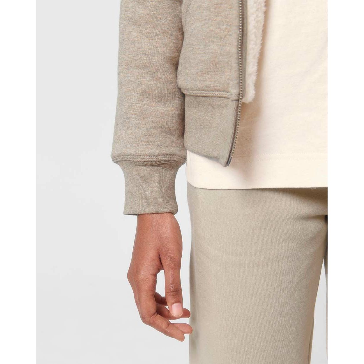 jacke-mit-sherpa-futter-bio-baumwolle_heather-sand09