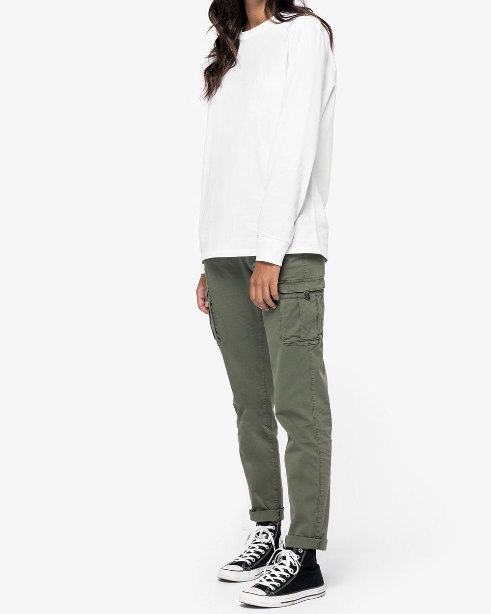 nachhaltige-cargohose-damen-khaki_02