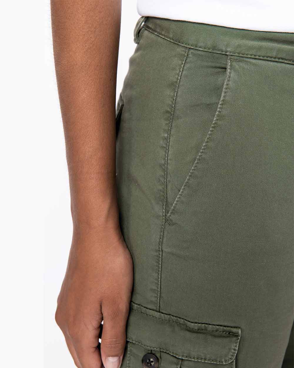 nachhaltige-cargohose-damen-khaki_04