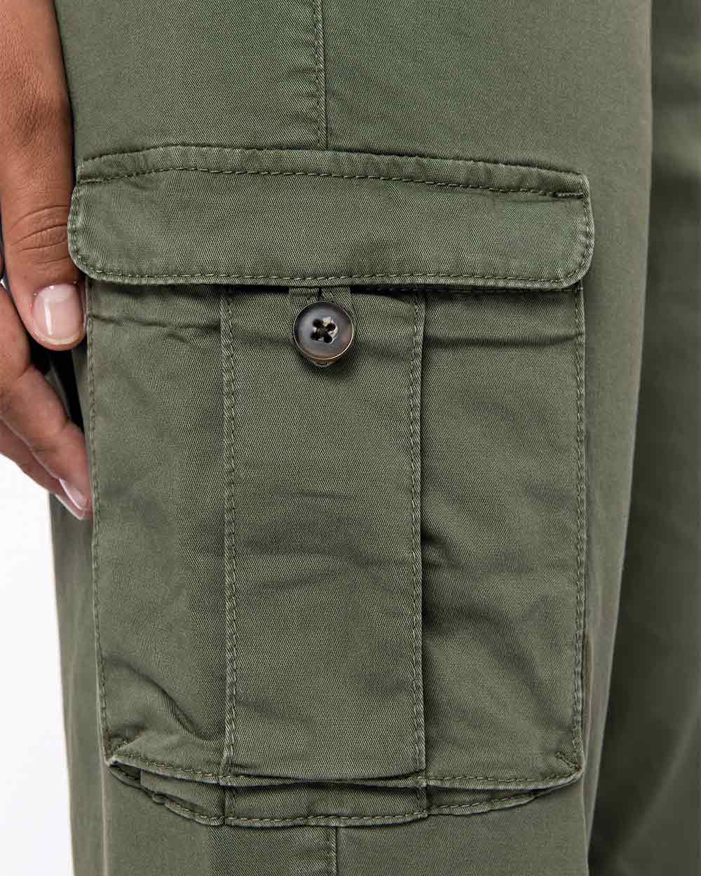 nachhaltige-cargohose-damen-khaki_06