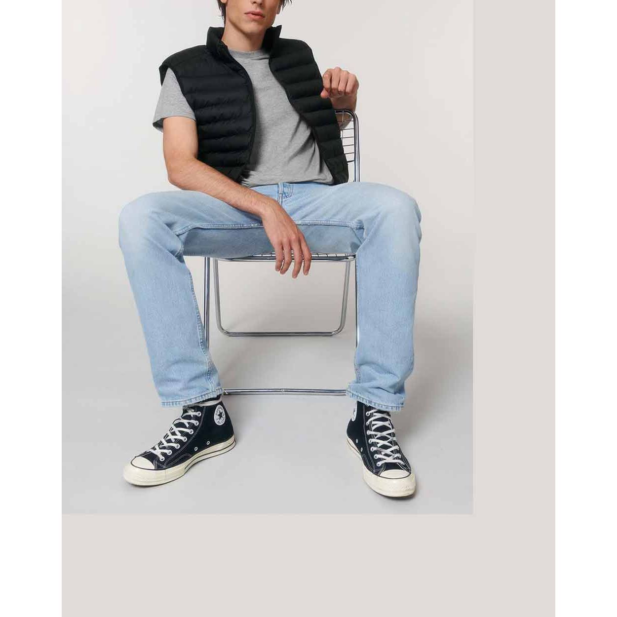 nachhaltige-herrenweste-recycelt_black_01