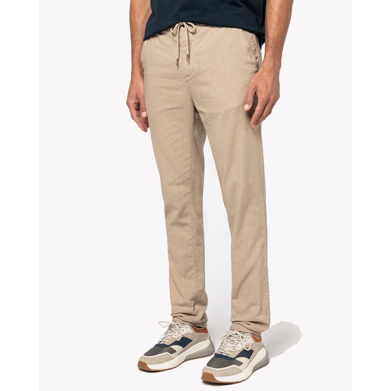 nachhaltige-leichte-chinohose-herren-beige_09