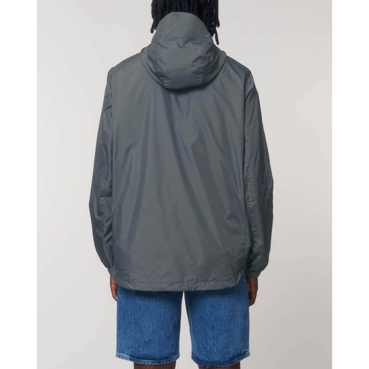 nachhaltige-regenjacke_recyceltes-pet_deep_metali_06