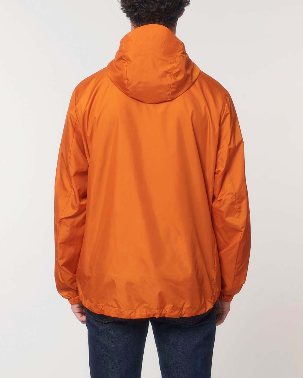 nachhaltige-regenjacke_recyceltes-pet_flame_orange_09